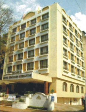 Отель Hotel Kohinoor Executive  Пунe